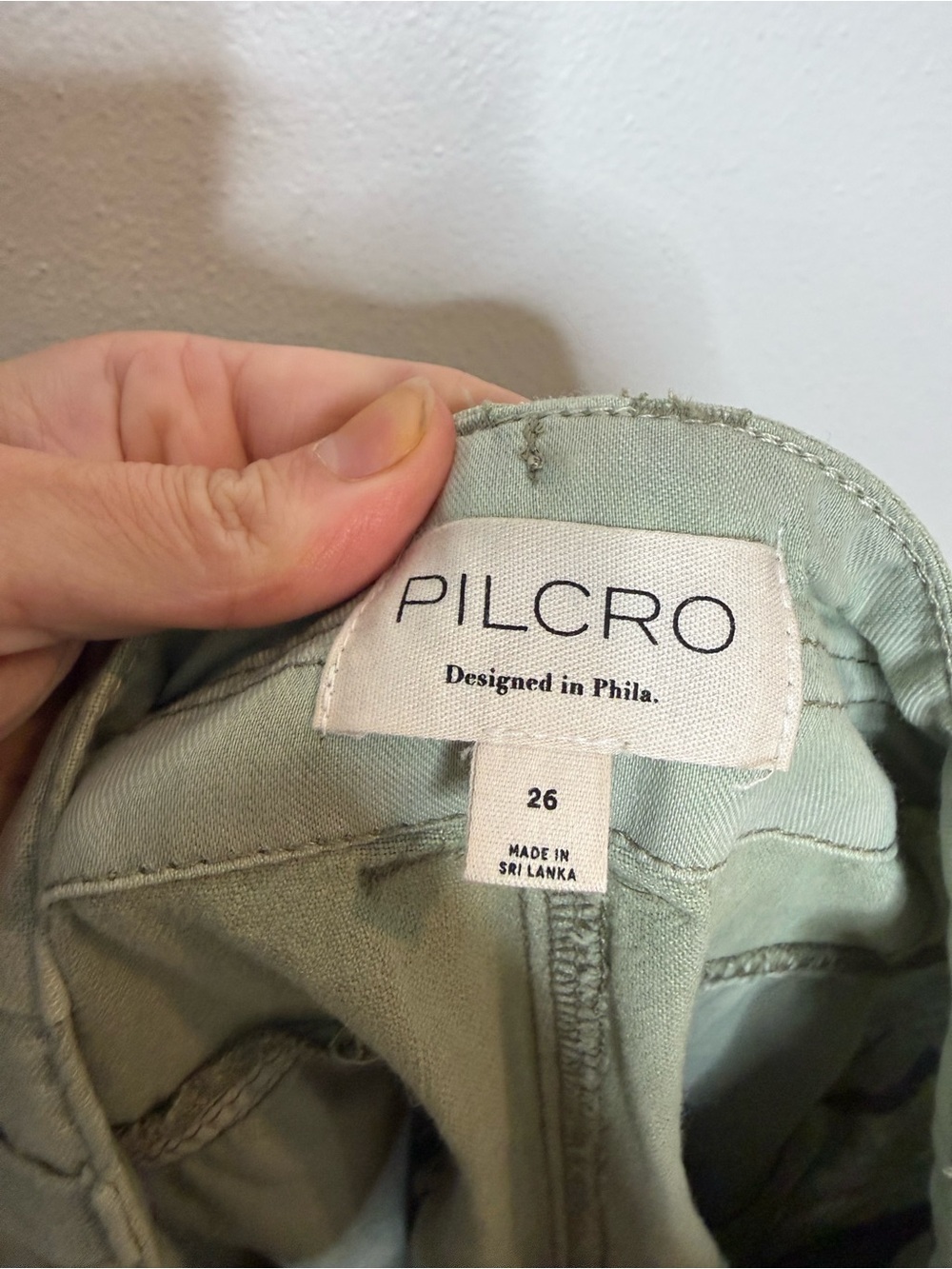 Anthropologie Pilcro Beach Cargo Trousers in green size 26 linen blend - Picture 10 of 10